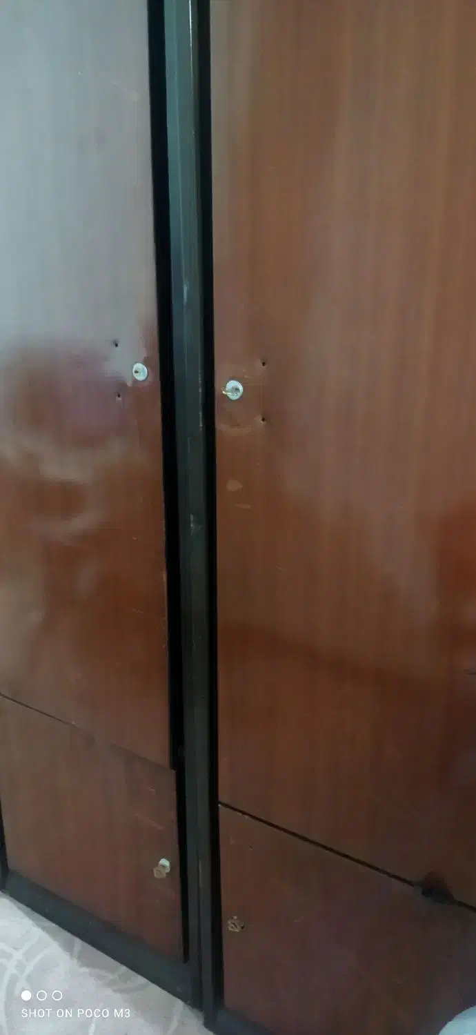 کمد فلزی|جاکفشی، کمد، دراور|صدرا-فارس, فاز ۲|دیوار