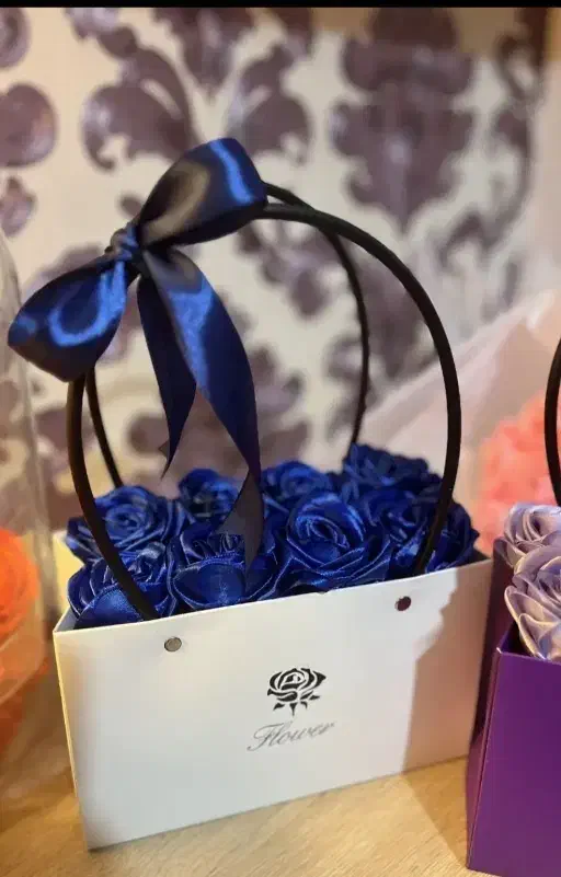 گل ربانی|گل مصنوعی|بومهن, |دیوار