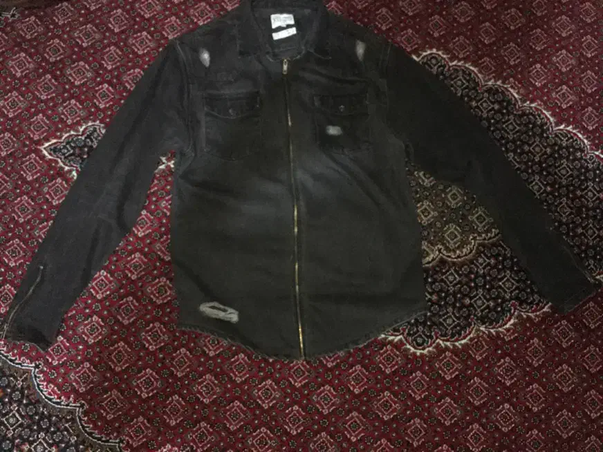 پیراهن لی|لباس|بروجرد, |دیوار