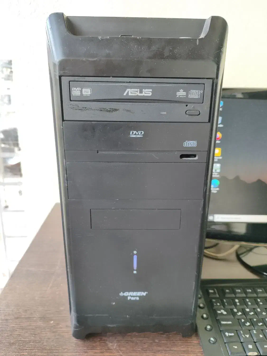 ۸هسته i7 رم ۱۶ هارد ۱ ترا/ssd گرافیک ۴+مانیتور ۱۹|رایانه رومیزی|چالوس, |دیوار