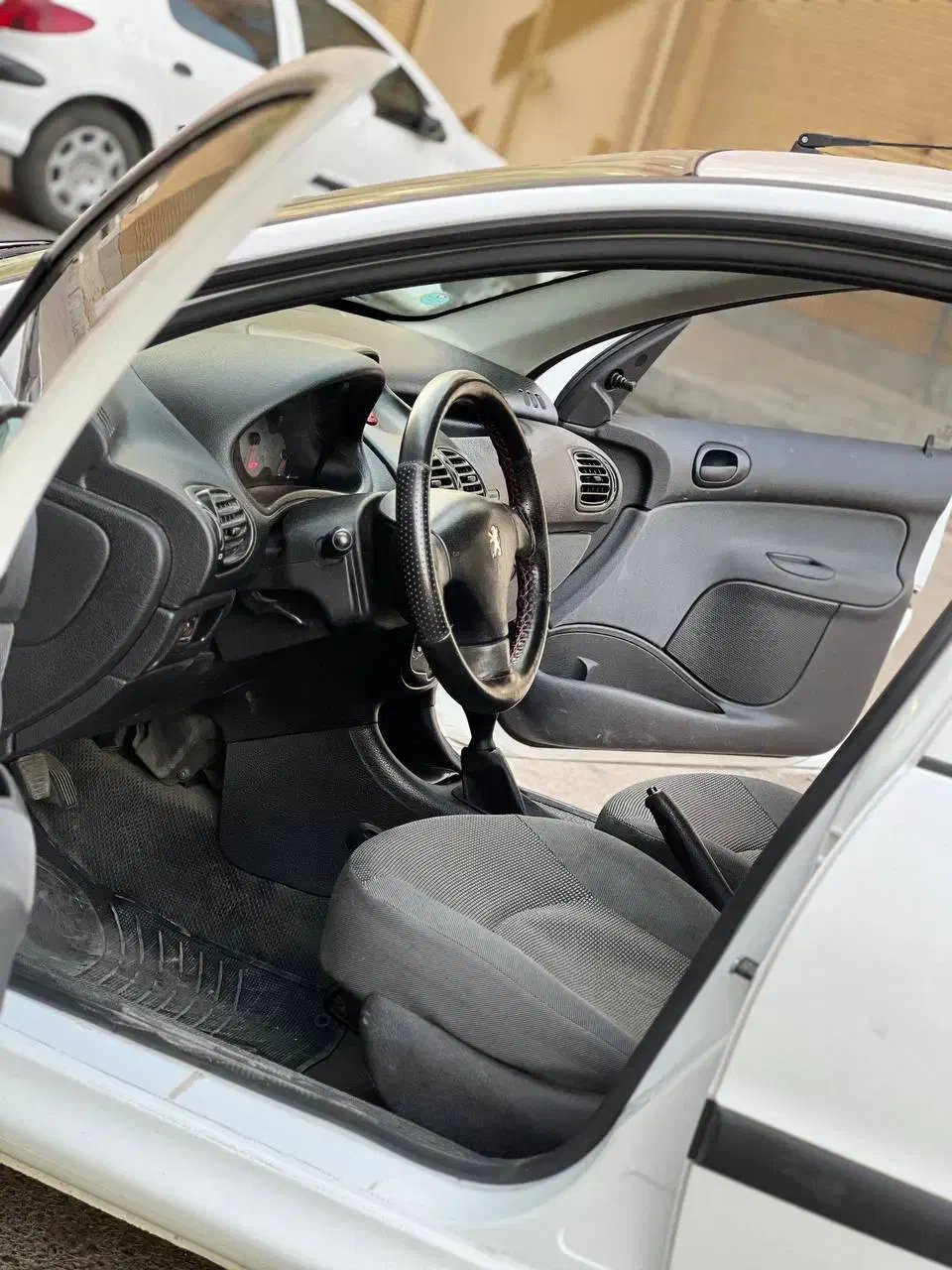 اجاره پژو ۲۰۶ کوییک اچ سی کراس رنت ماشین|خودرو اجاره‌ای|مشهد, هنرستان|دیوار