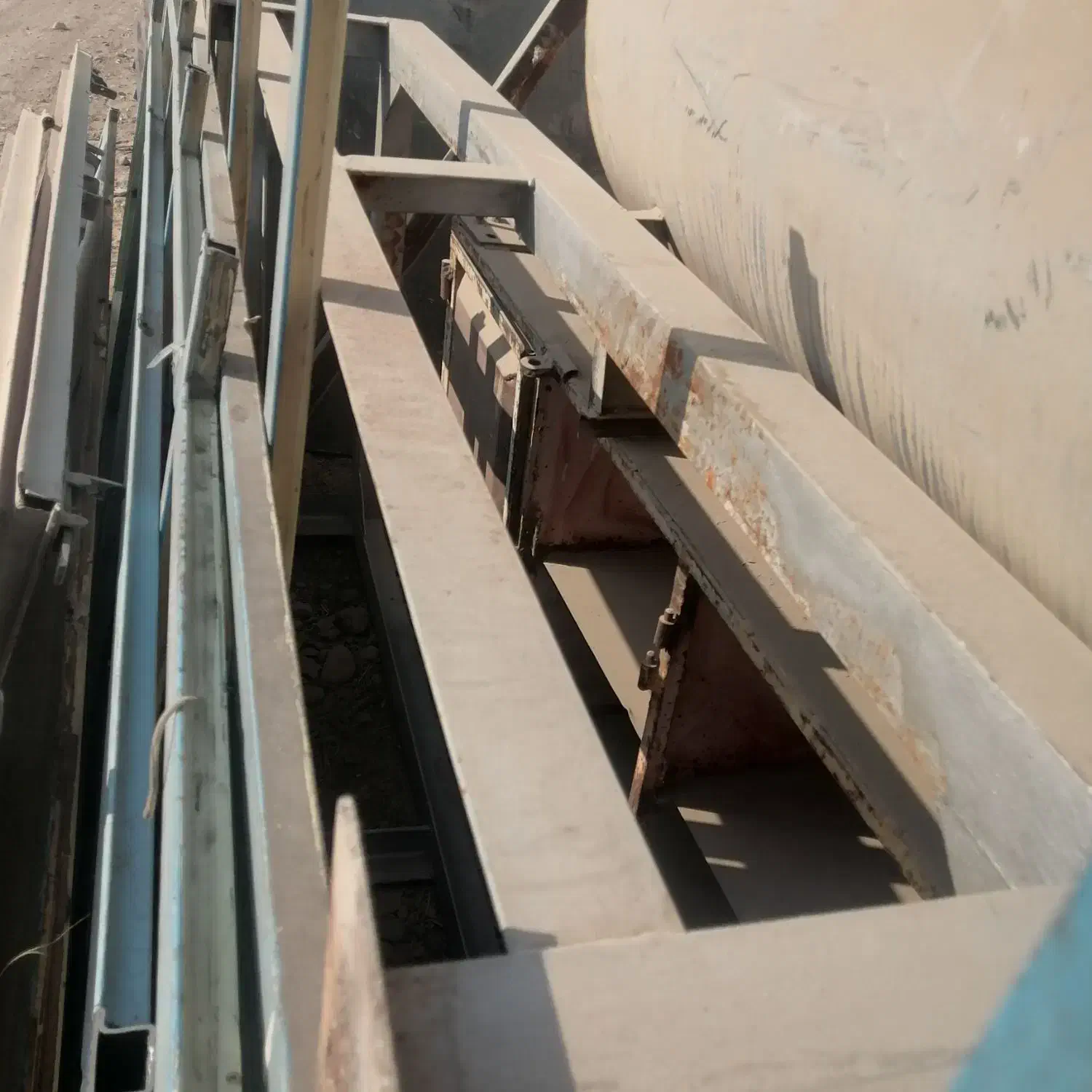 تانکی 3 هزار لیتری|مصالح و تجهیزات ساختمان|دزفول, |دیوار