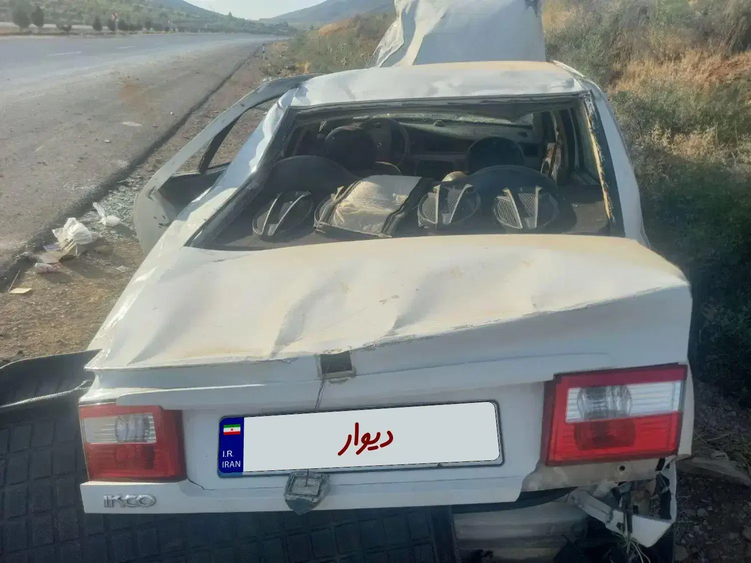 سمند تصادفی ۹۳|خودرو سواری و وانت|شیراز, پادگان بعثت|دیوار