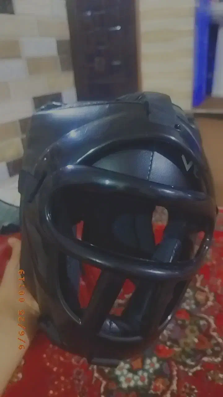 لباس کیک بوکسینگ|تجهیزات ورزشی|یاسوج, |دیوار