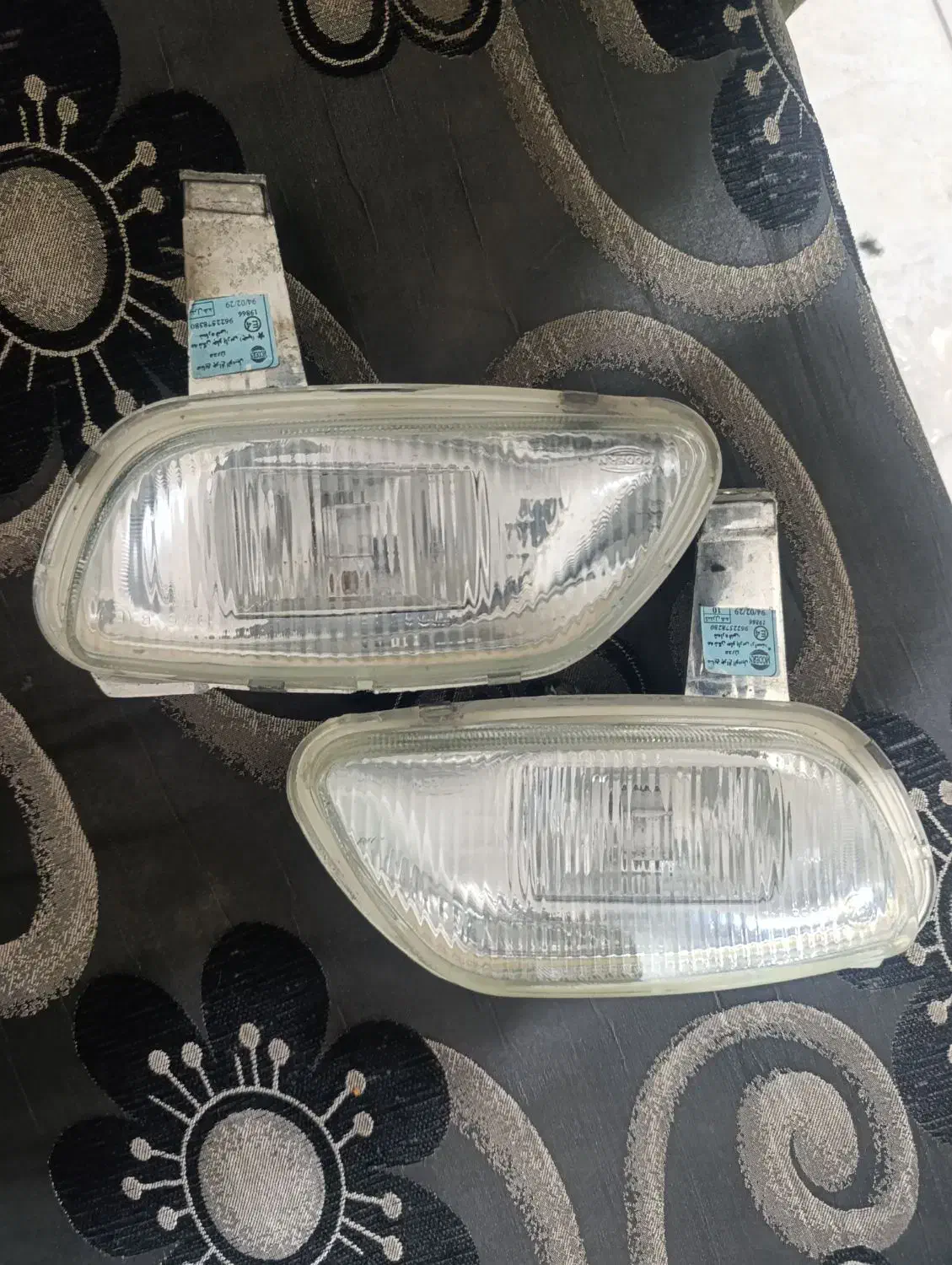 دو عدد پروژکتور پژو پارس فابریک ایران خودرو|قطعات یدکی و لوازم جانبی|فولادشهر, زاینده رود|دیوار