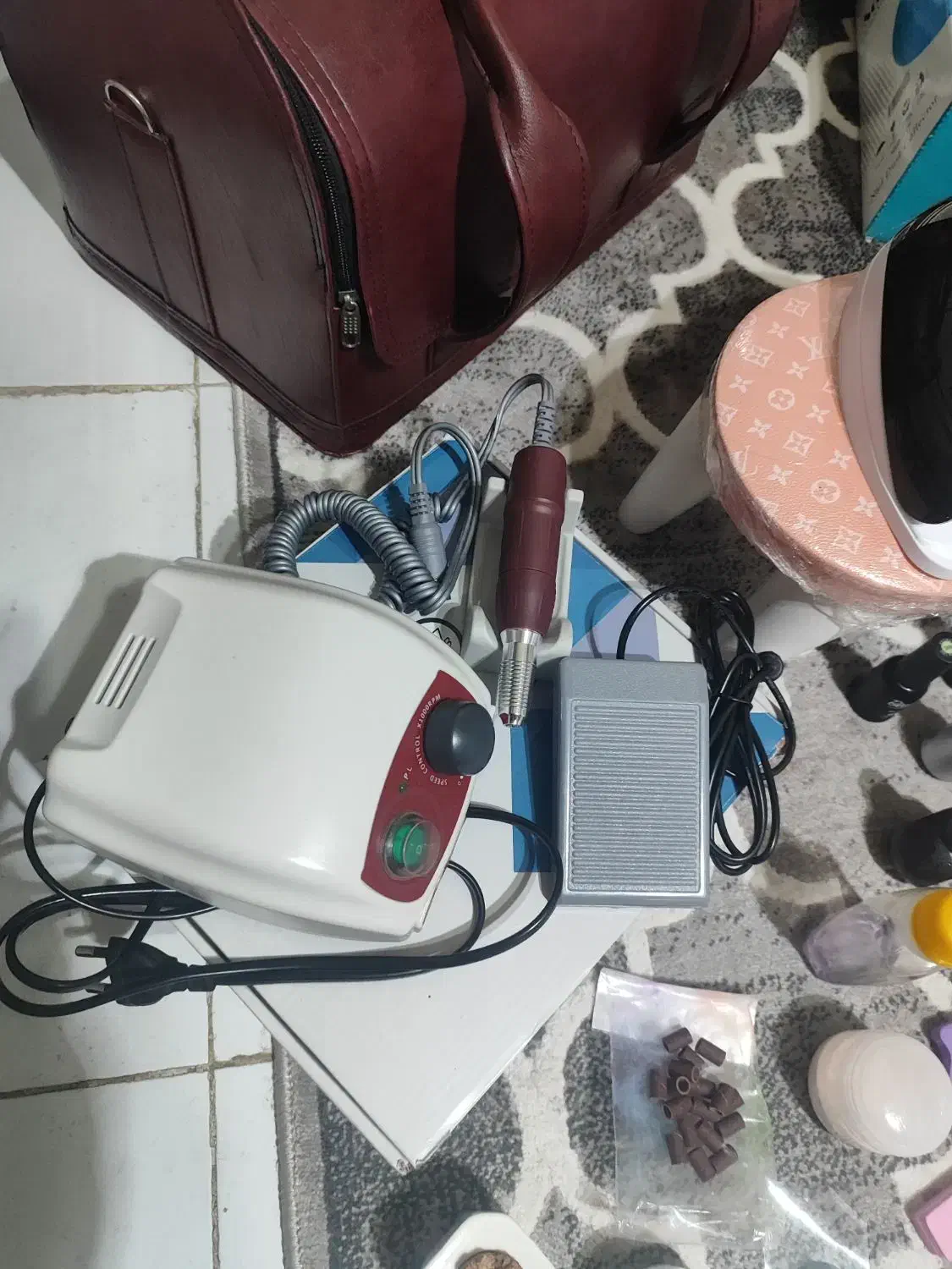 وسایل کاشت ناخن سوهان برقی|آرایشی، بهداشتی، درمانی|تبریز, |دیوار