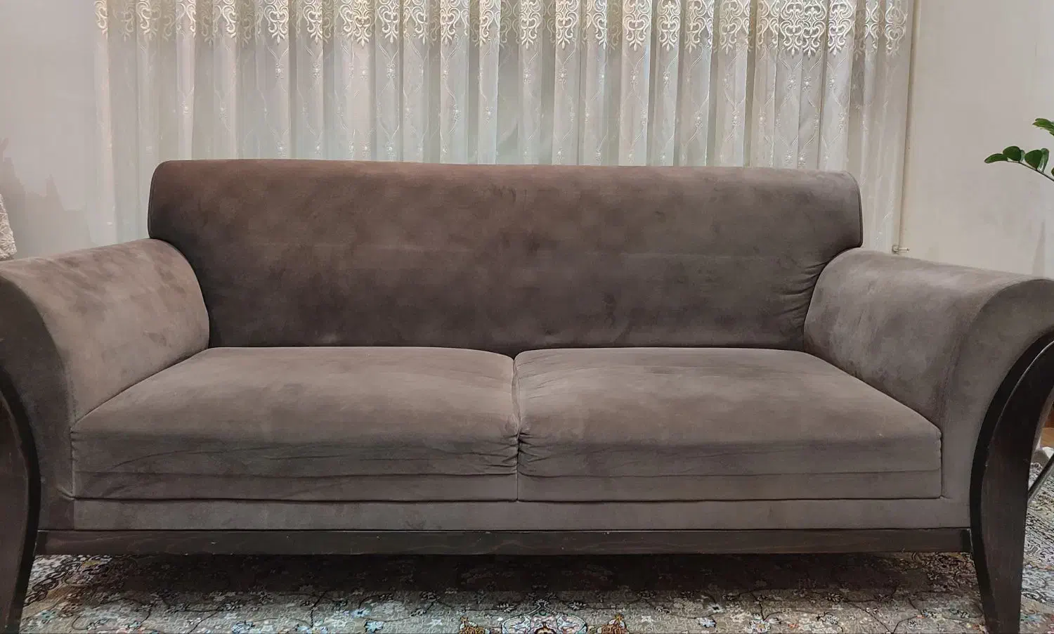 مبل ۷ نفره|مبلمان خانگی و میز عسلی|رشت, چمارسرا|دیوار