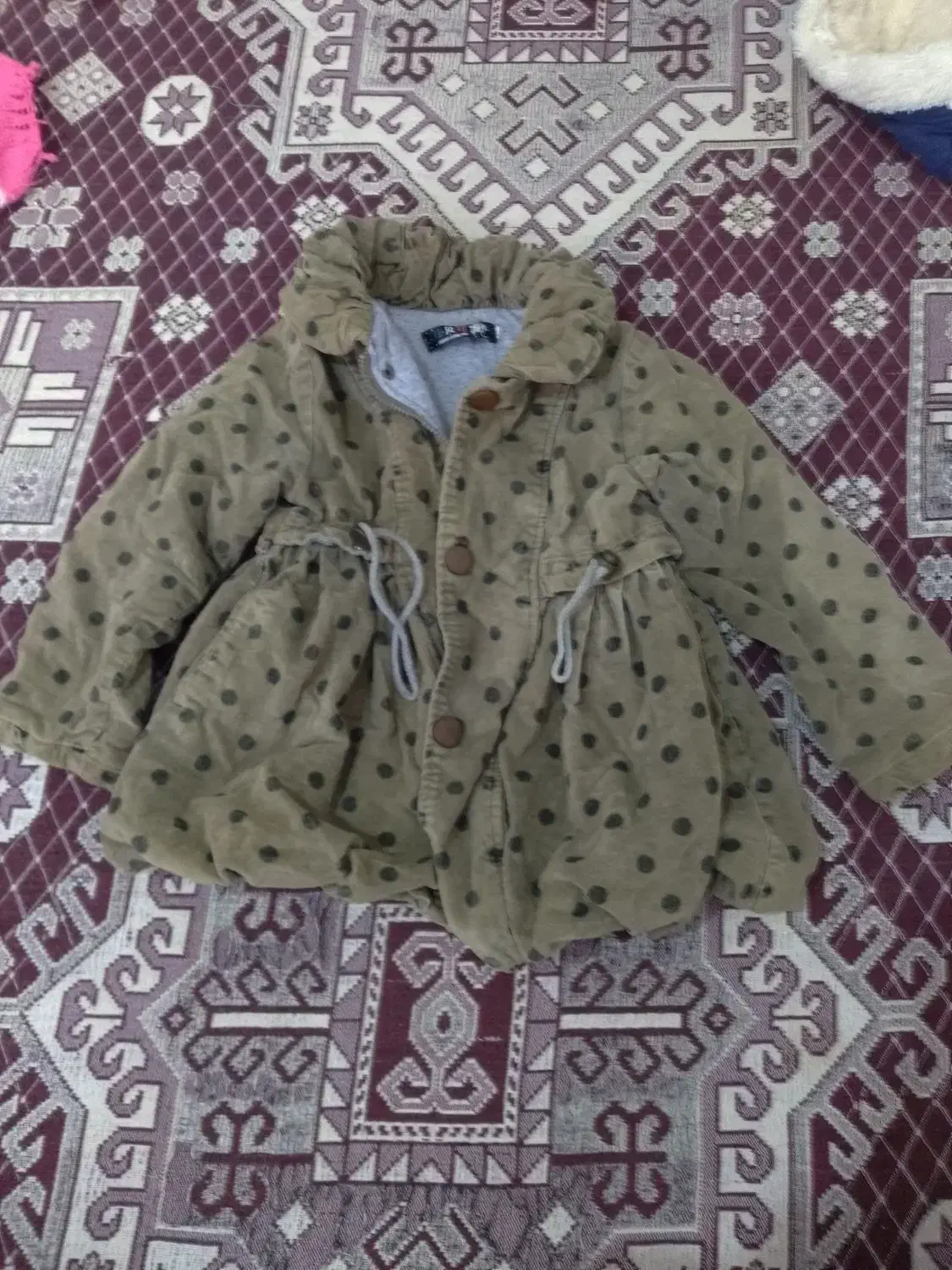 لباس|لباس|تربت جام, کاریز نو سفلی|دیوار