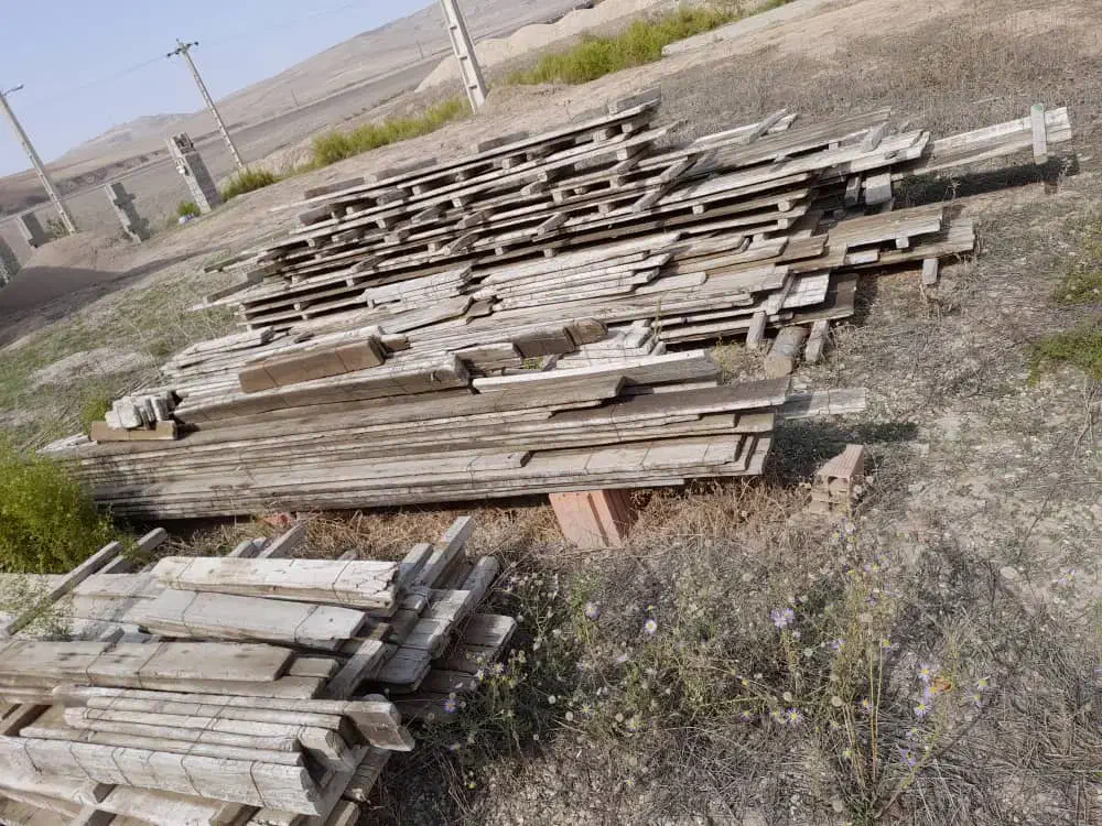 تخته قالب و آویز|مصالح و تجهیزات ساختمان|گلی داغ, |دیوار