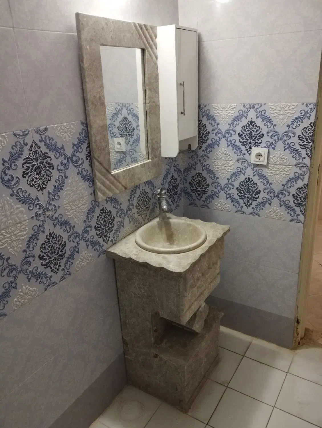 فروش روشویی دستشویی|لوازم سرویس بهداشتی|باقرشهر, |دیوار