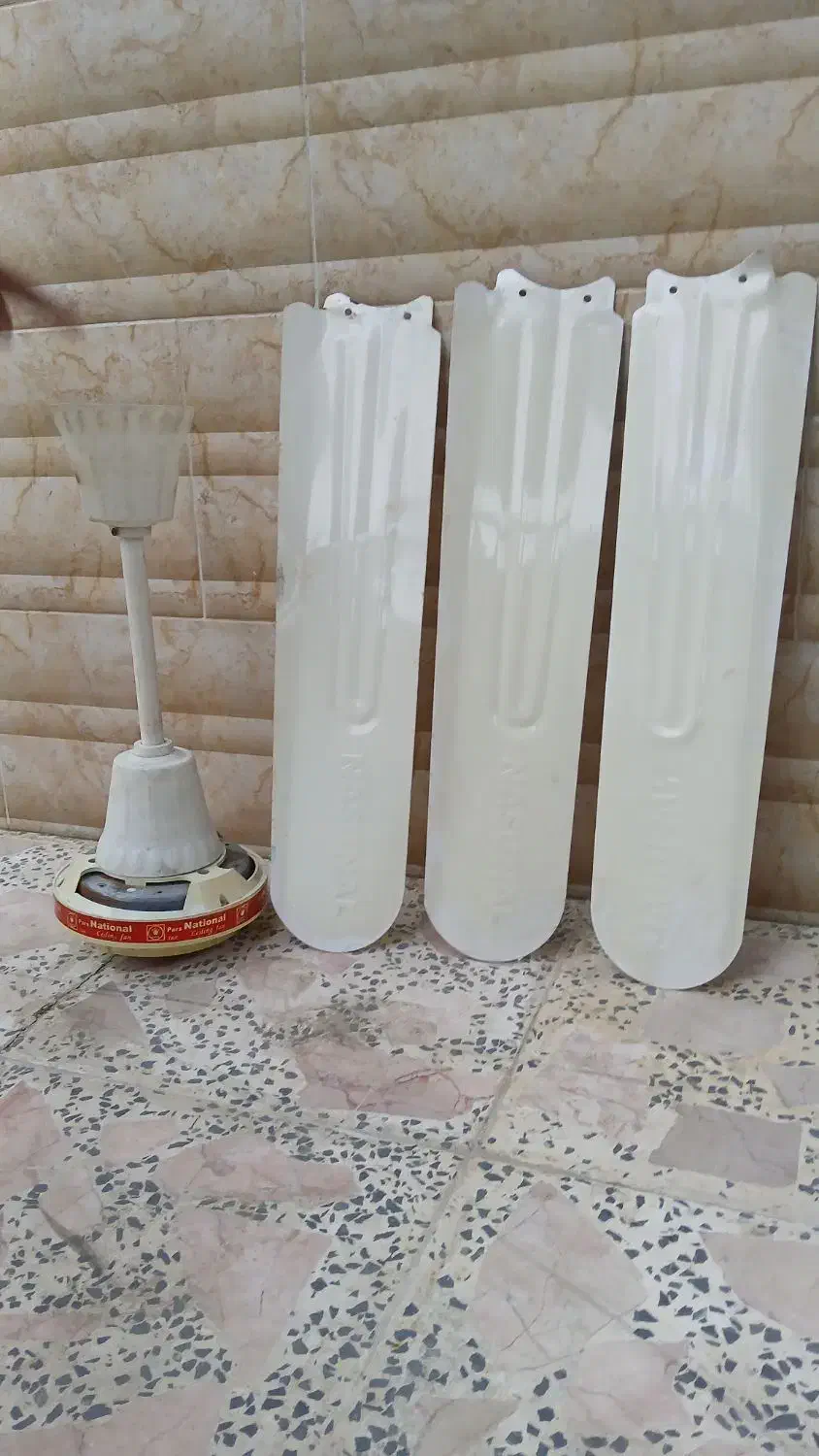 پنکه سقفی|پنکه و تصفیهکنندهٔ هوا|رودسر, |دیوار