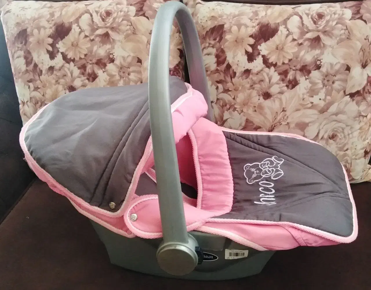 کریر|کالسکه و لوازم جانبی|تربت جام, تیپ ۳۸ زرهی تربت جام|دیوار