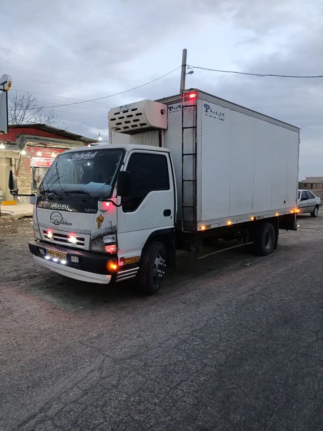 ایسوزو ۶ تن یخچالدار|خودرو سنگین|کرمان, |دیوار