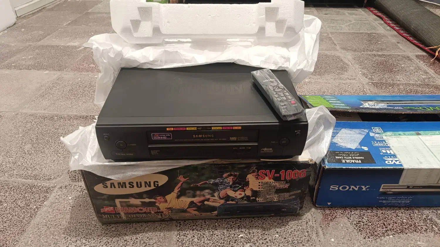 فروش DVD دی وی دیSONY و video CD ویدئوسی دیSAMSUNG|پخش‌کننده DVD و ویدیو|قم, زنبیل آباد|دیوار
