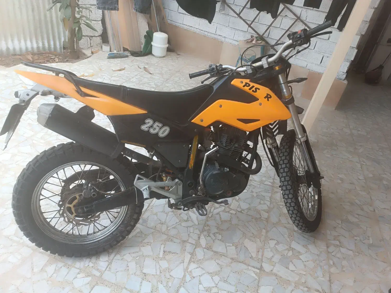 موتور پیشرو ۲۵۰ گلد تقویت|موتورسیکلت|لاهیجان, کوی زمانی|دیوار