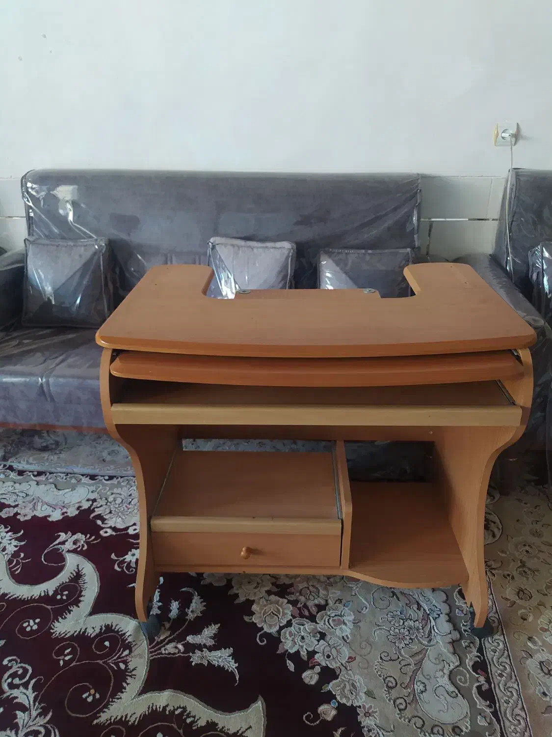 میز کامپیوتر|میز تحریر و کامپیوتر|نجف‌آباد, جوزدان|دیوار