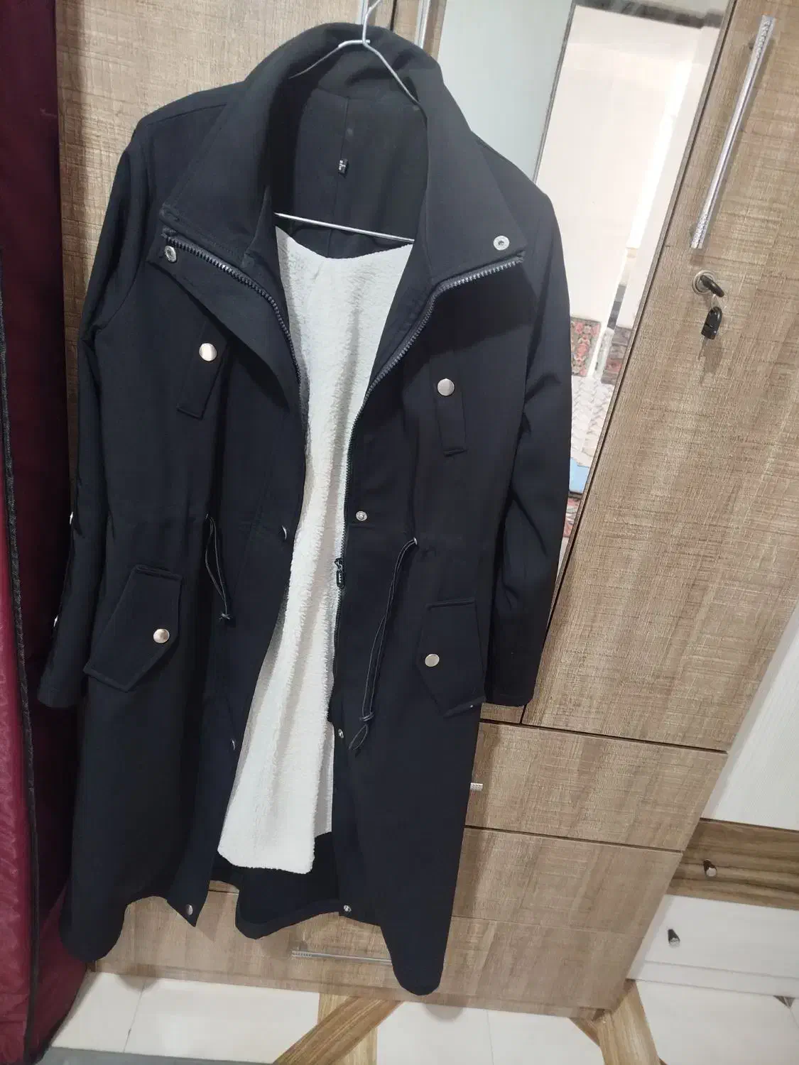 پالتو|لباس|سریش آباد, |دیوار