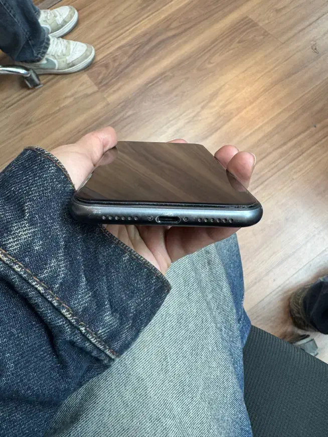 11 نرمال 256 دو سیم|موبایل|نسیم‌شهر, |دیوار