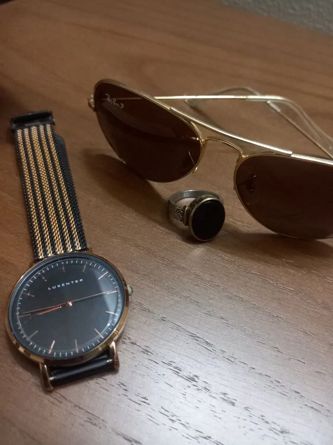 عینک ریبن.ساعت و انگشتر.|زیورآلات و اکسسوری|شاهین‌شهر, فردوسی|دیوار