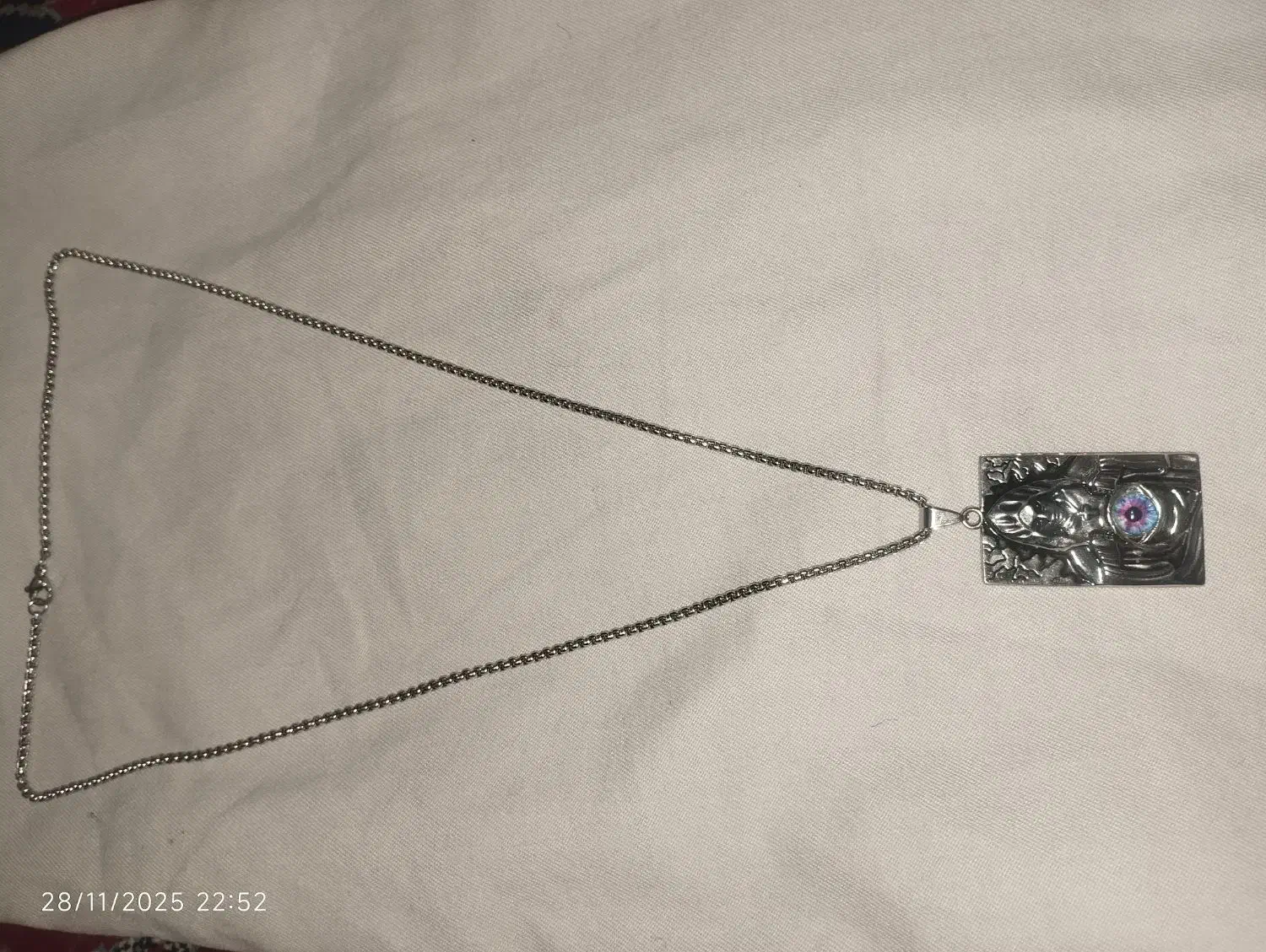 گردنبند عزرائیل تمام استیل با چشم شب تاب|بدلیجات|دهدشت, |دیوار