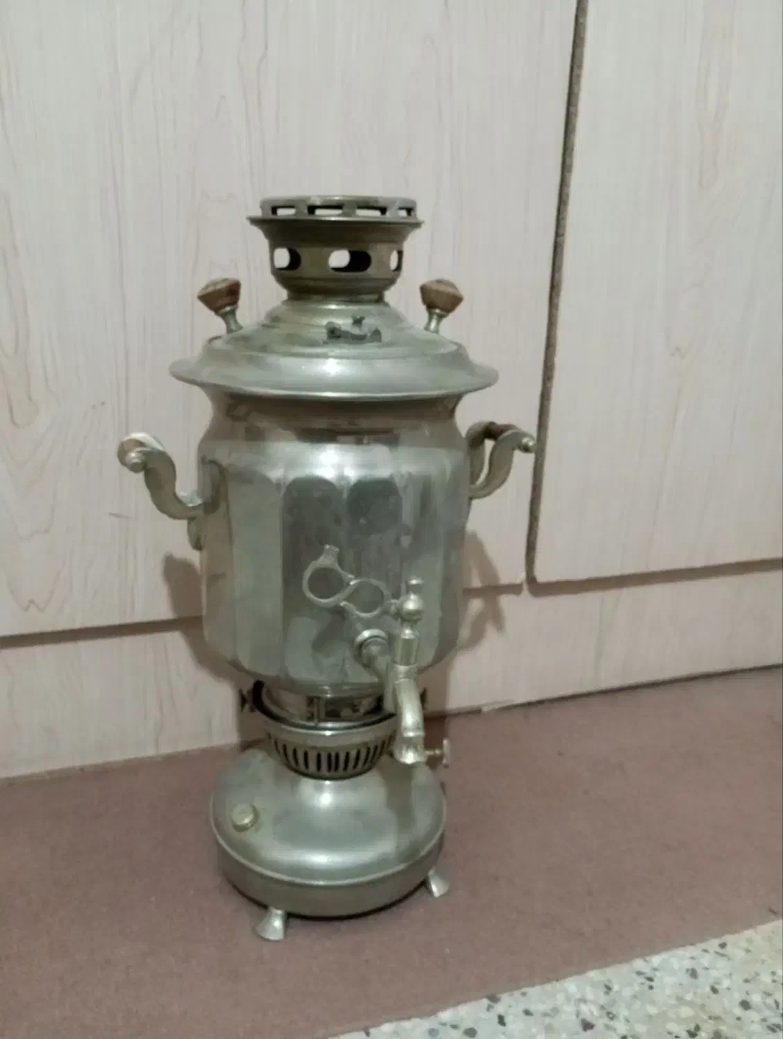 سماور نفتی ورشو|کلکسیون اشیاء عتیقه|اصفهان, شهرک میلاد|دیوار