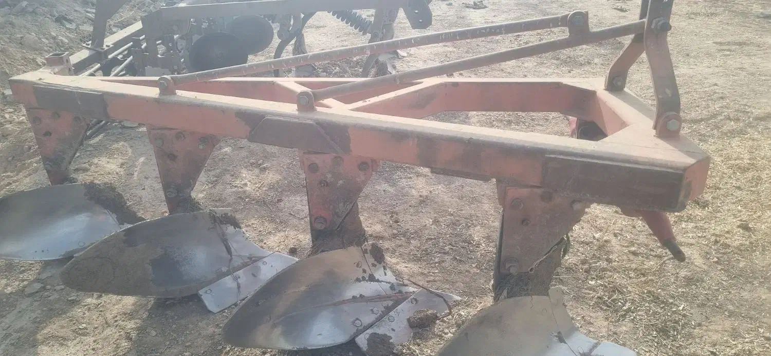 گاواهن|ماشین‌آلات صنعتی|شیراز, بید زرد|دیوار