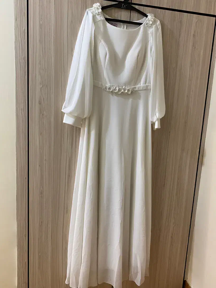 لباس مجلسی|لباس|کرج, شهرک فهمیده|دیوار