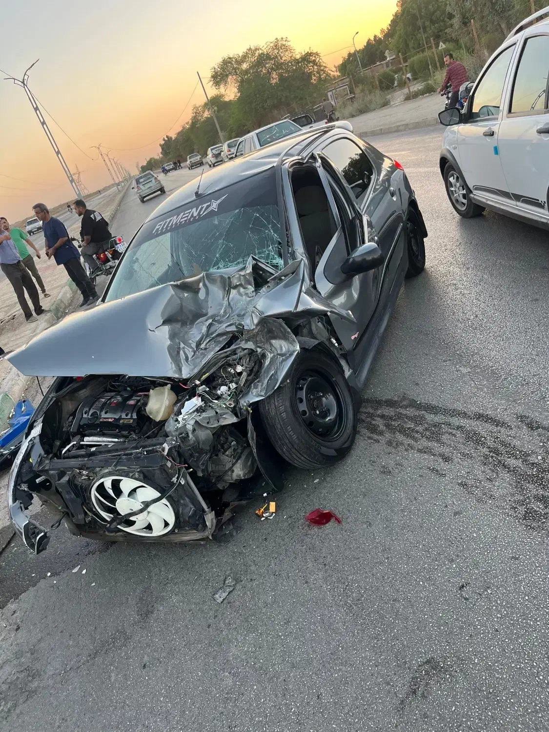 ماشین تصادفی 206|خودرو سواری و وانت|اهواز, زردشت|دیوار