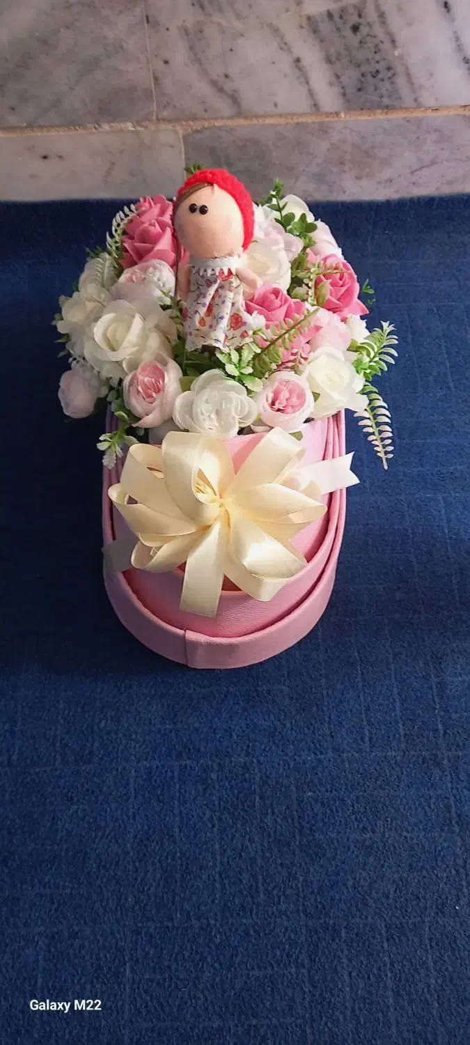 گل شیک|گل مصنوعی|بیرجند, |دیوار