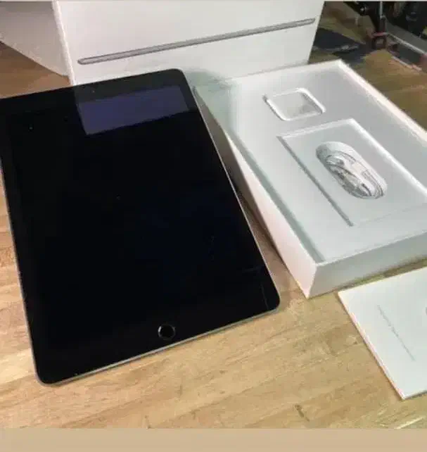 آیپد air2|تبلت|تهران, نیروی هوایی (پیروزی)|دیوار