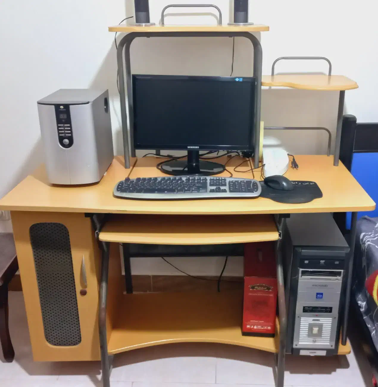 میز کامپیوتر|میز تحریر و کامپیوتر|آستانه اشرفیه, |دیوار