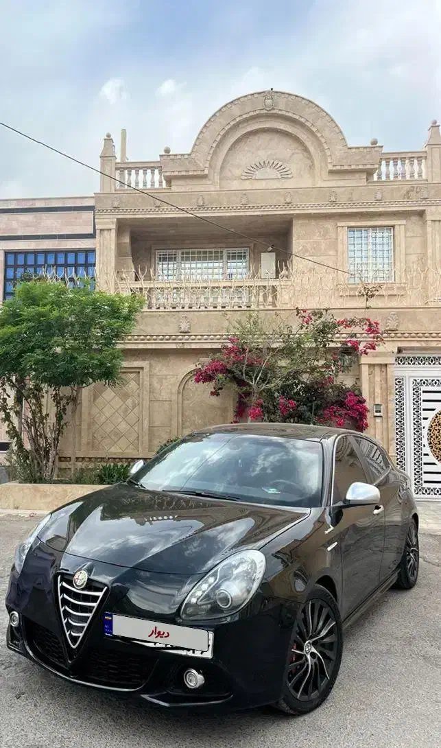 الفارمئوو جولیتا|خودرو سواری و وانت|تهران, اکباتان|دیوار