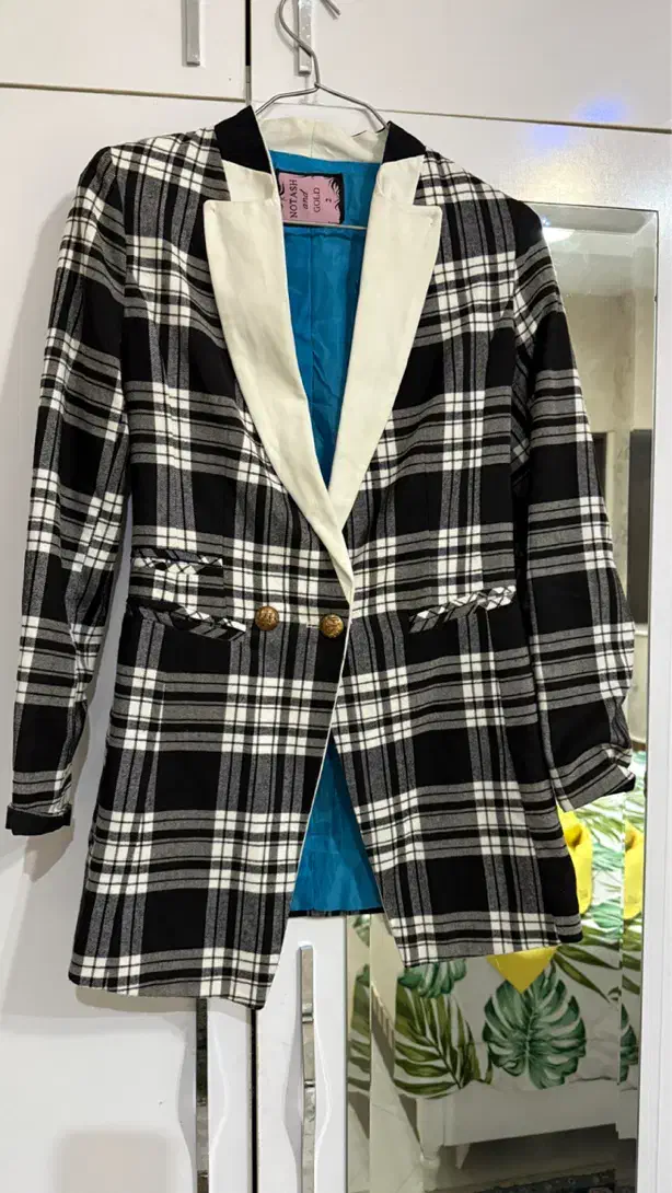 پالتو آستر دار تمیز سایز ۳۸|لباس|مشهد, احمدآباد|دیوار