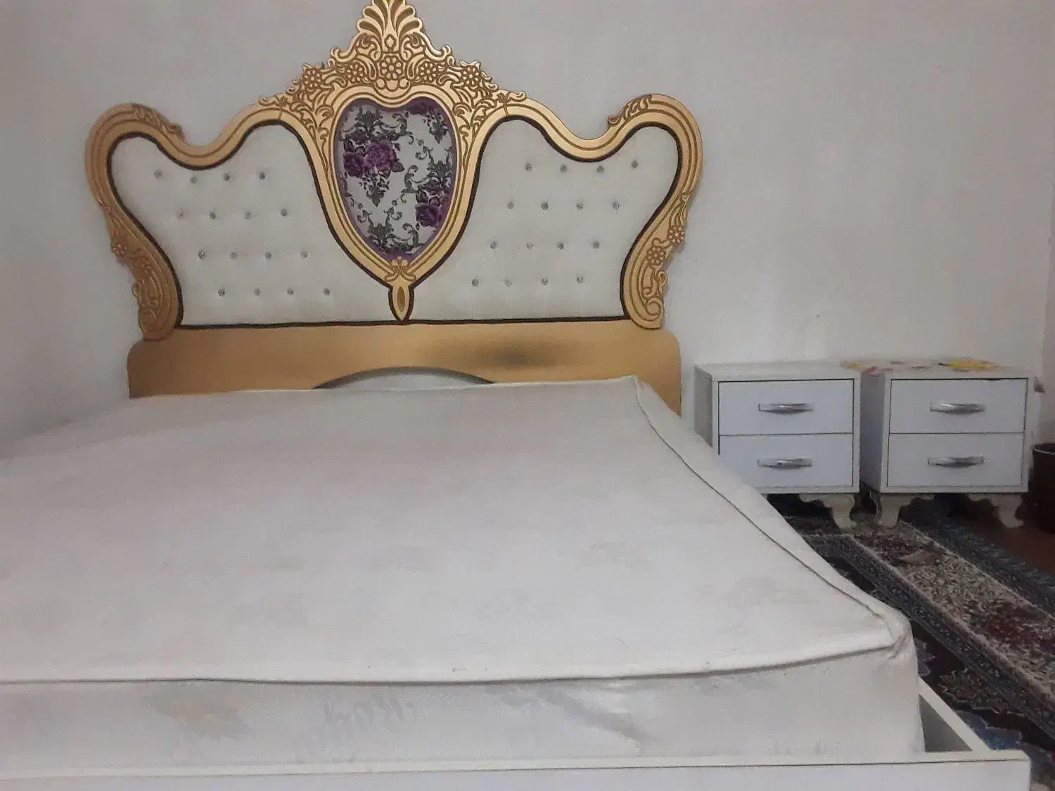 تخته خواب دو نفر در حد نو|تخت و سرویس خواب|اهواز, گلدشت|دیوار