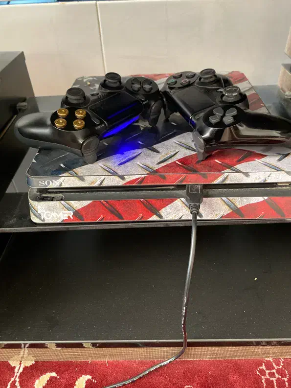 Ps4 slim 1tb|کنسول، بازی ویدئویی و آنلاین|مرودشت, مختارآباد|دیوار