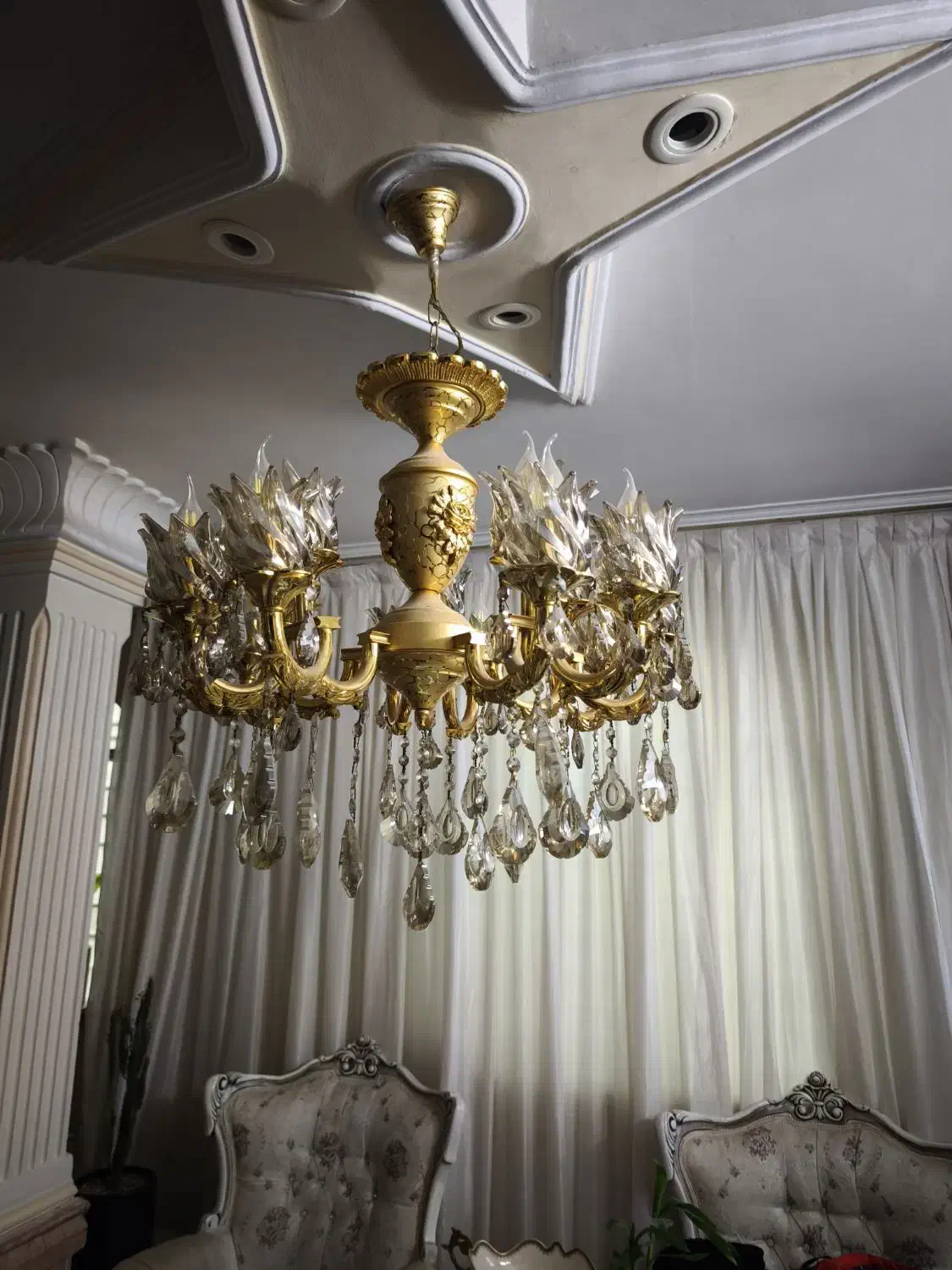 لوستر|لوستر و چراغ آویز|هشتگرد, فاز ۱ مهستان|دیوار