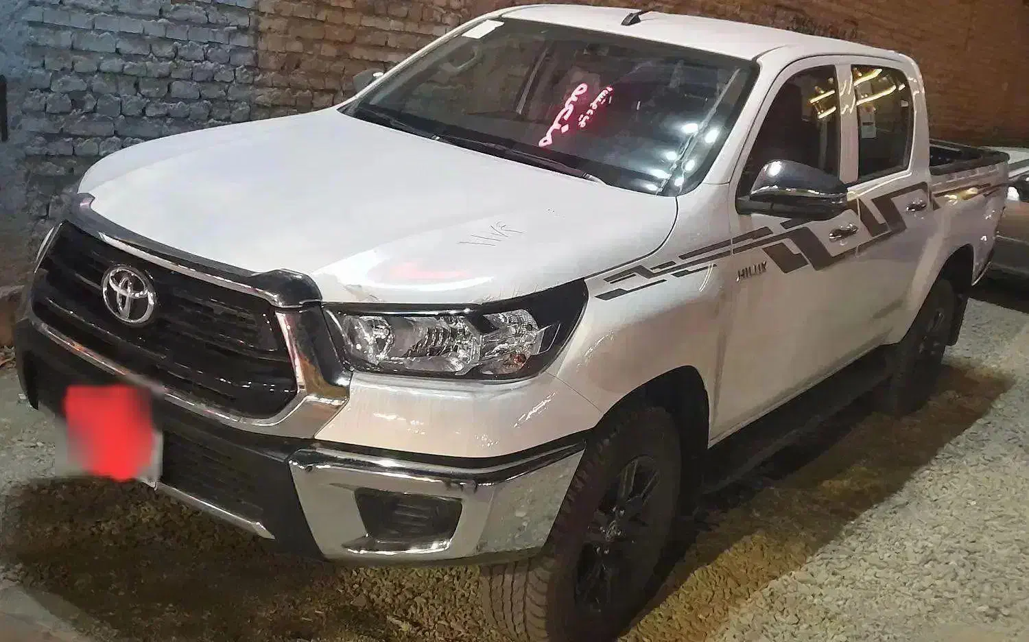 تویوتا هایلوکس ۴ سیلندر پلاک منطقه آزاد|خودرو سواری و وانت|ارومیه, |دیوار