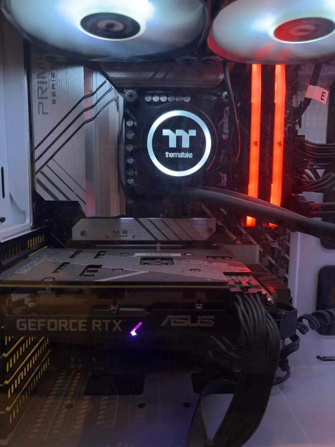 کامپیوتر pc برای گیمینگ و ادیت|رایانه رومیزی|اصفهان, آبشار|دیوار