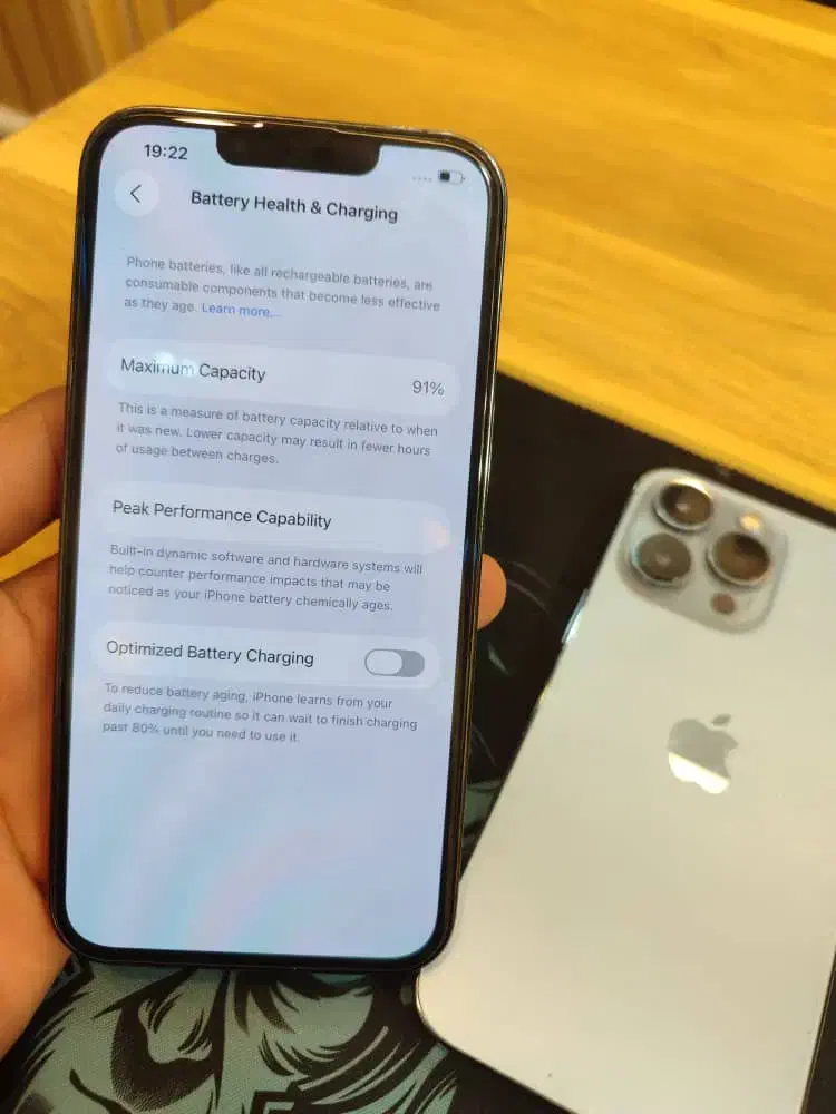 ۱۳ پرو|موبایل|مشهد, حسین‌آباد|دیوار