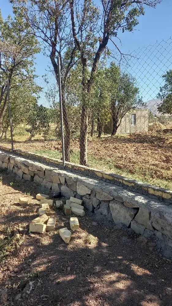 باغ 2000 متری فنس کشی شده در غرق آباد ساوه|فروش زمین و ملک کلنگی|نوبران, |دیوار