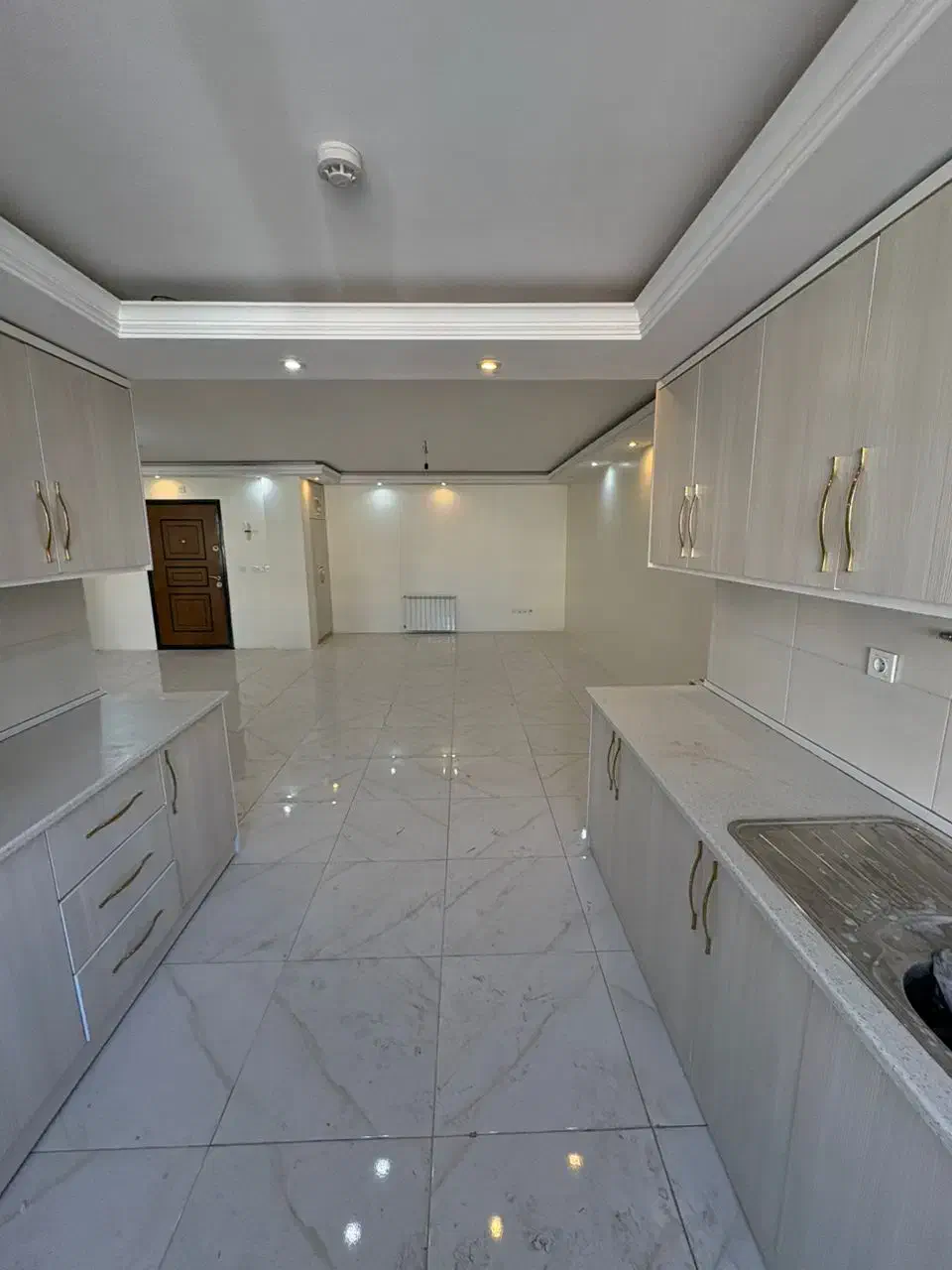 اجاره آپارتمان ۹۳ متری دوخوابه|اجارهٔ آپارتمان|تهران, ائمه اطهار|دیوار