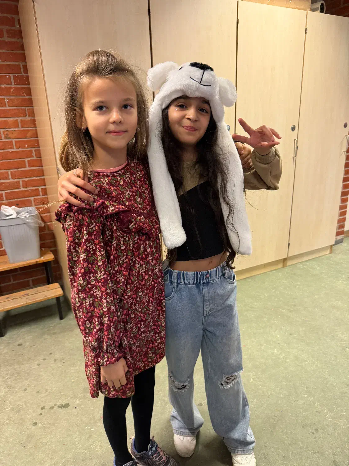 زبان دانمارکی با آدرینا|خدمات آموزشی|شیراز, میرزاکوچک خان|دیوار