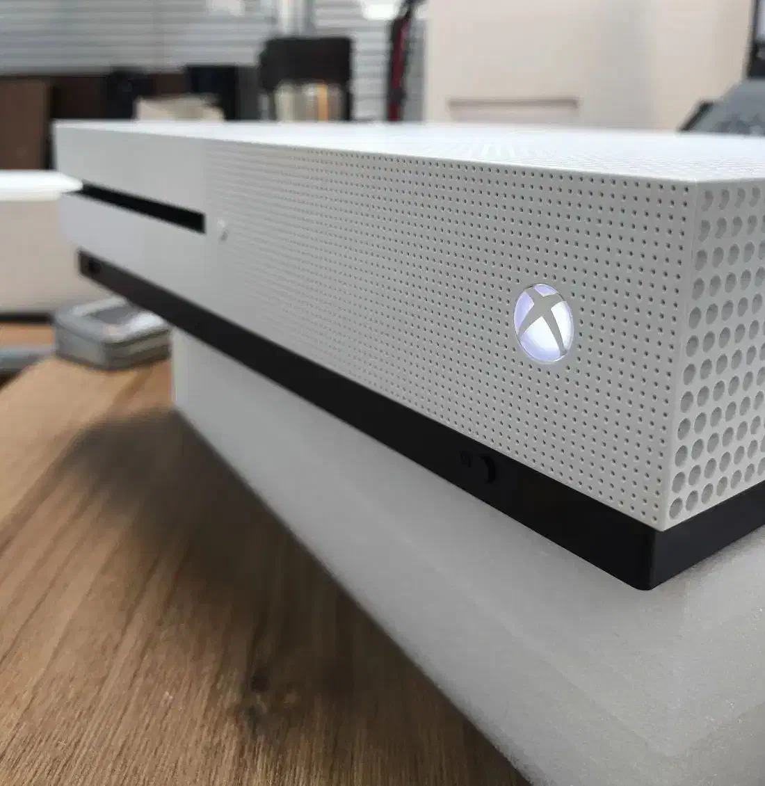 ایکس باکس وان اس Xbox one s در حد|کنسول، بازی ویدئویی و آنلاین|تهران, مدائن|دیوار