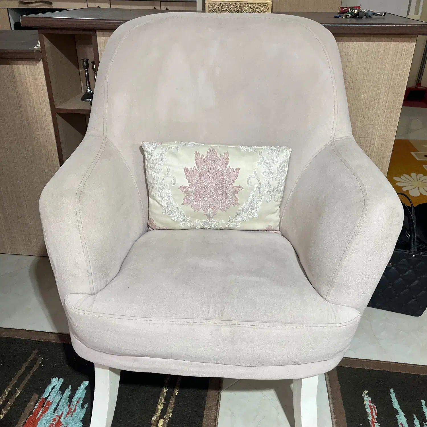 مبل هفت نفره|مبلمان خانگی و میز عسلی|رباطکریم, رباطکریم|دیوار