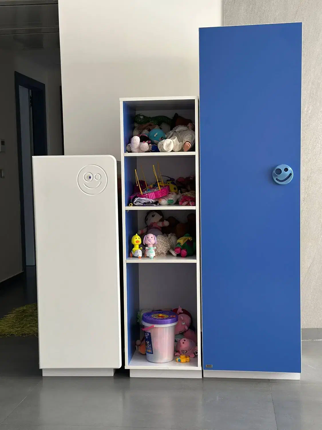 کمد و ویترین mdf برند آوید|کتابخانه، شلف، قفسه‌های دیواری|همدان, |دیوار