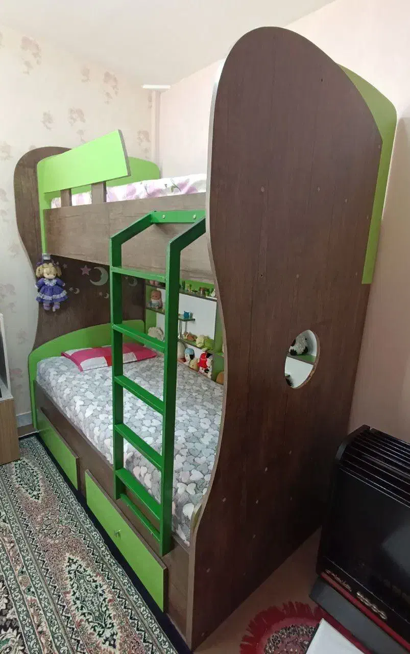 تخت دو طبقه کودک و نوجوان در حد نو|تخت و سرویس خواب|ملایر, |دیوار