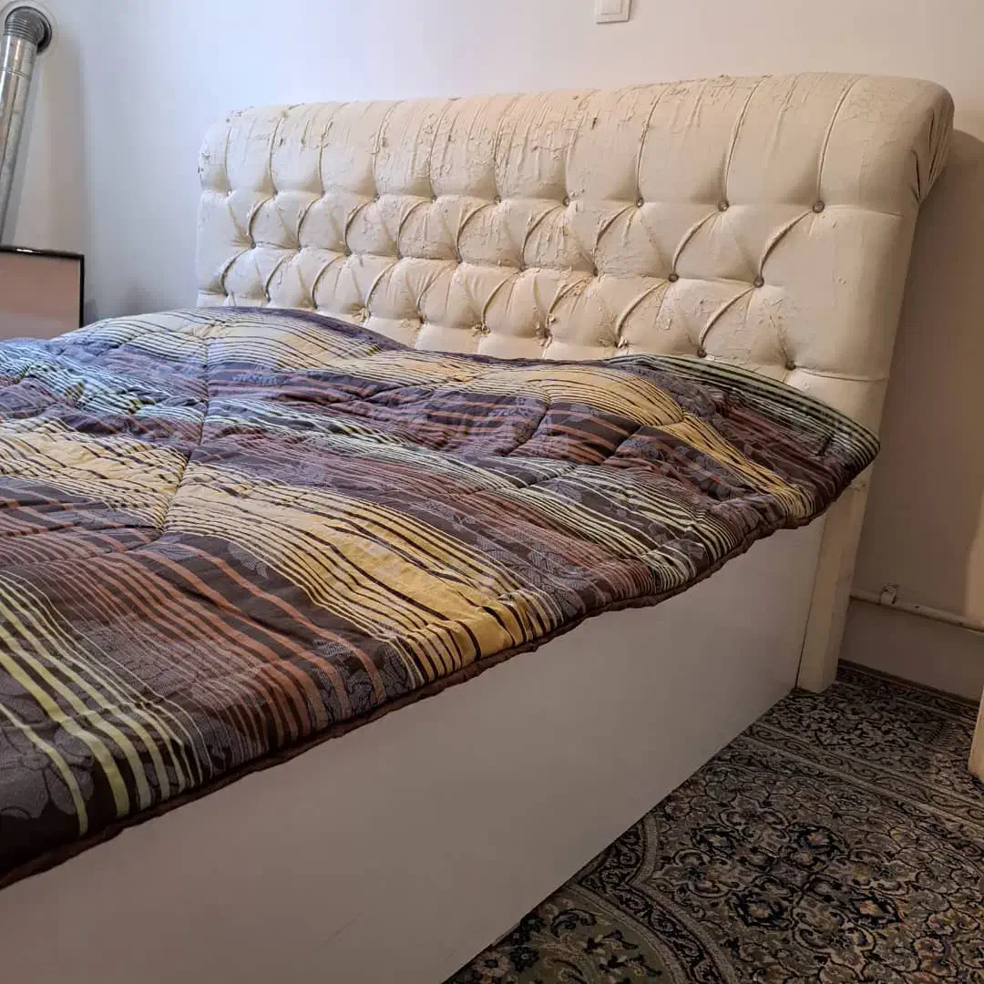 تختخواب همراه با دو تا خوشخواب|تخت و سرویس خواب|ارومیه, |دیوار