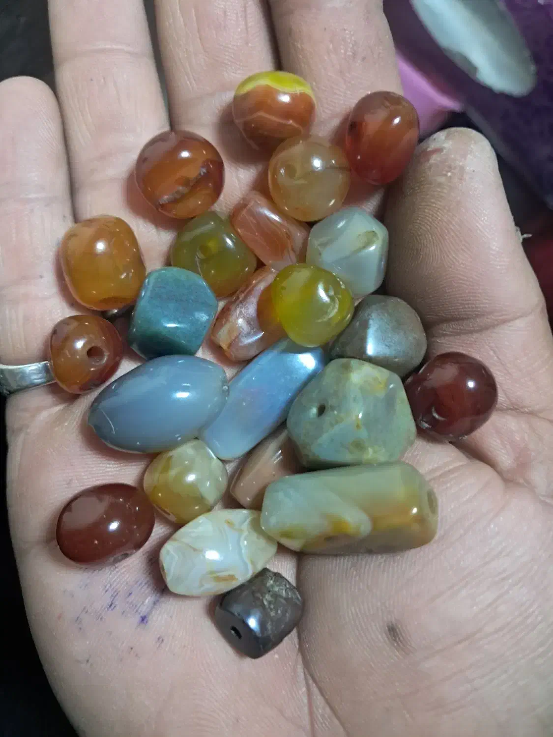 مهرهای عقیق و یک عدد بابا قوری بسیار زیبا|کلکسیون اشیاء عتیقه|اصفهان, شاه پسند|دیوار