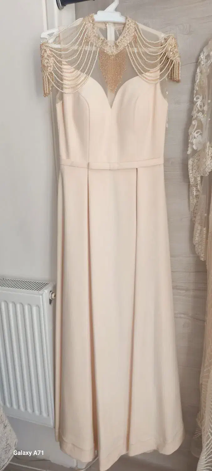 لباس مجلسی|لباس|شیراز, شهرک مدرس|دیوار