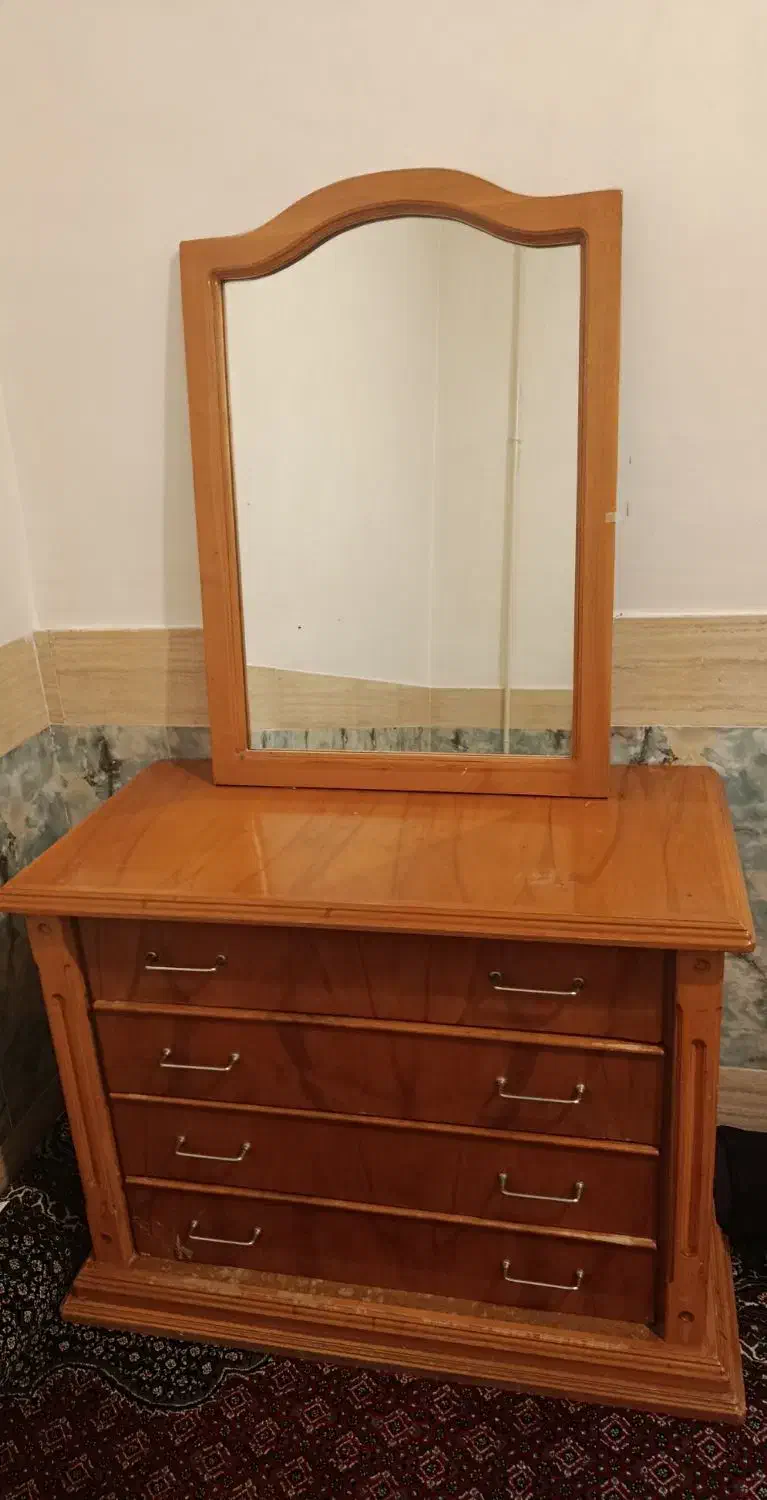 دراور|جاکفشی، کمد، دراور|بروجرد, |دیوار